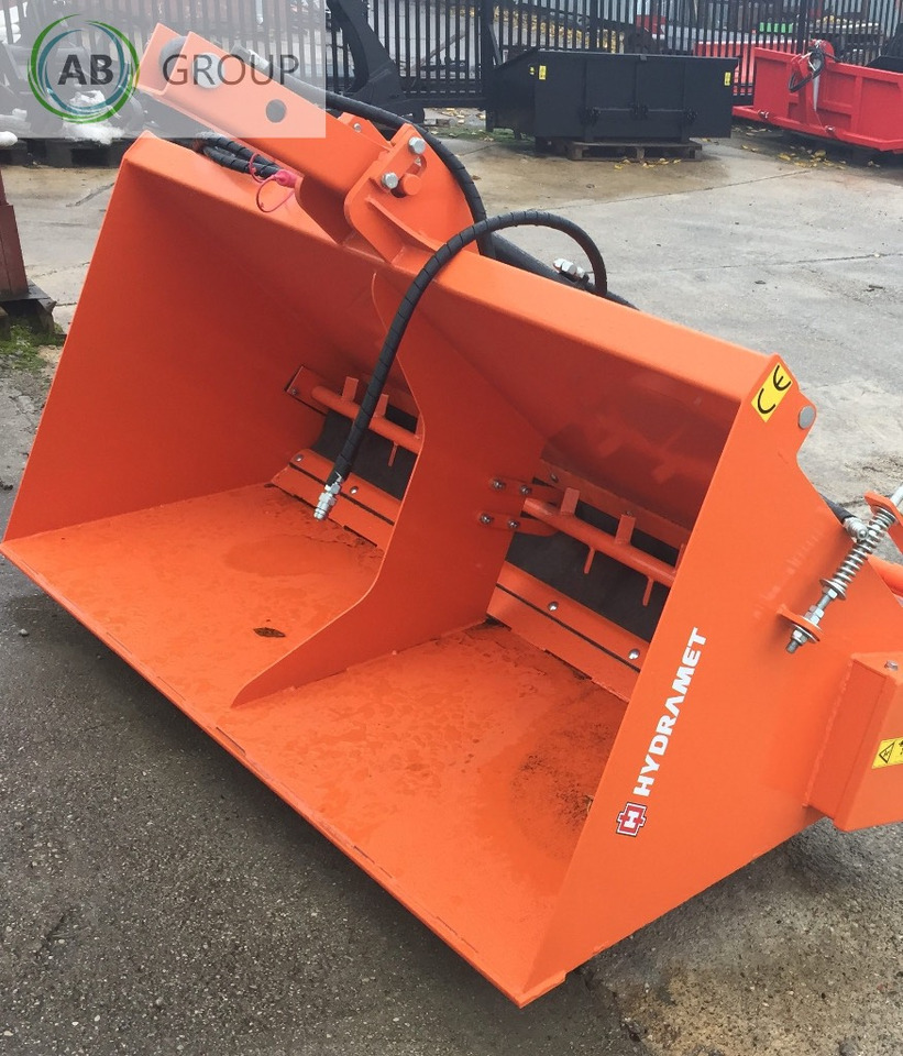 Hydramet tractor sand spreader T-018 - ناثر غبار/ ملح: صورة 2 Hydramet tractor sand spreader T-018 - ناثر غبار/ ملح: صورة 2