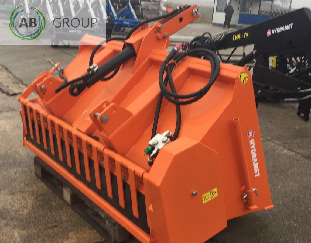 Hydramet tractor sand spreader T-018 - ناثر غبار/ ملح: صورة 4 Hydramet tractor sand spreader T-018 - ناثر غبار/ ملح: صورة 4