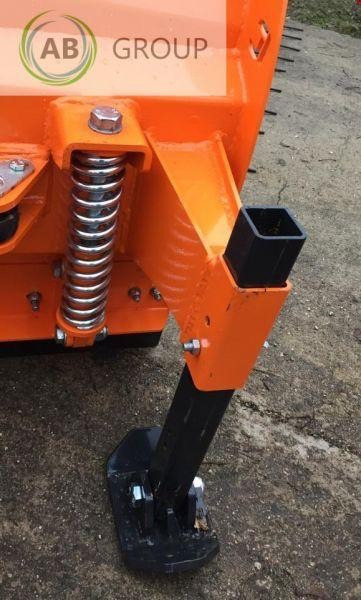 Inter-Tech hydraulic snow plough PSSHV-02, 2.1 m - كاسحة ثلوج - آلات زراعية: صورة 3 Inter-Tech hydraulic snow plough PSSHV-02, 2.1 m - كاسحة ثلوج - آلات زراعية: صورة 3