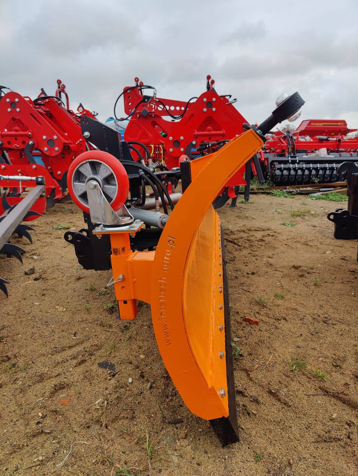 Inter-tech Snow plough 2,6m straight - ON STOCK - كاسحة ثلوج - آلات زراعية: صورة 2 Inter-tech Snow plough 2,6m straight - ON STOCK - كاسحة ثلوج - آلات زراعية: صورة 2