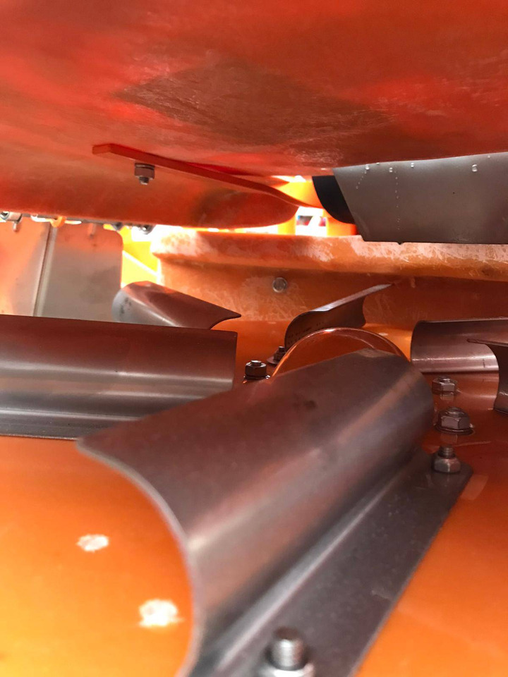 ناثر غبار/ ملح POM Augustów salt and sand spreader with communal attachment Motyl N 31M/1: صورة 8 ناثر غبار/ ملح POM Augustów salt and sand spreader with communal attachment Motyl N 31M/1: صورة 8