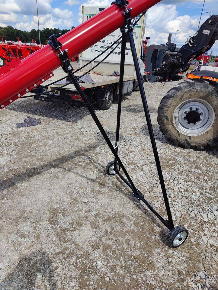 POM Augustów screw conveyor ( electric drive) T 206/2 - معدات ما بعد الحصاد: صورة 4 POM Augustów screw conveyor ( electric drive) T 206/2 - معدات ما بعد الحصاد: صورة 4