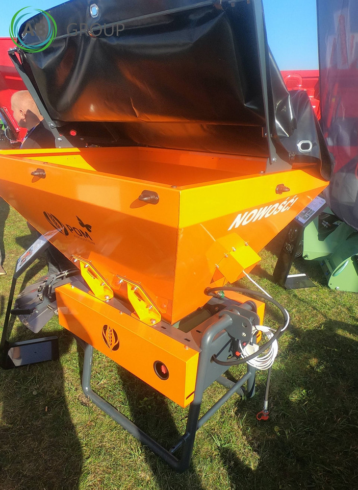 POM Augustów spreader Motyl N031M hydraulic-electric drive - مسفلة قرصية: صورة 1 POM Augustów spreader Motyl N031M hydraulic-electric drive - مسفلة قرصية: صورة 1