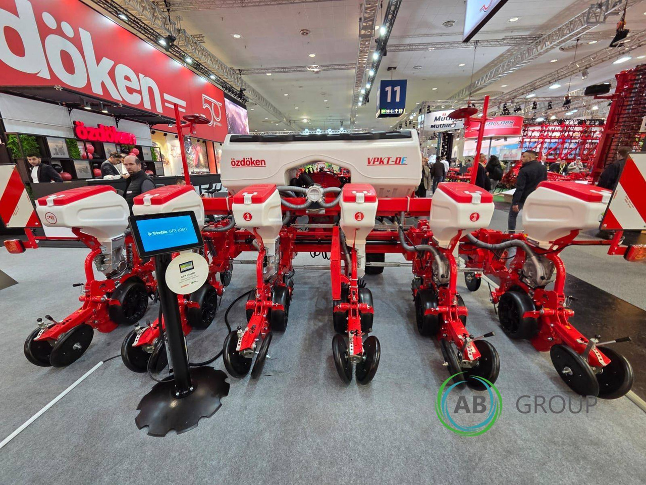 Siewnik OZDOKEN 6-rzędowy VPKT-DGE6 napęd elektryczny i ISOBUS - آلة البذر الدقيق: صورة 2 Siewnik OZDOKEN 6-rzędowy VPKT-DGE6 napęd elektryczny i ISOBUS - آلة البذر الدقيق: صورة 2