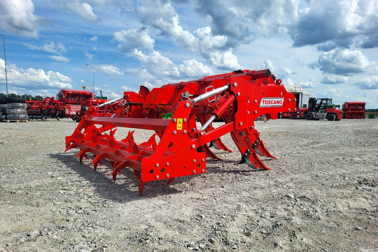 Toscano chisel plow IPST-5 - Demo sale - محراث تحت التربة: صورة 2 Toscano chisel plow IPST-5 - Demo sale - محراث تحت التربة: صورة 2