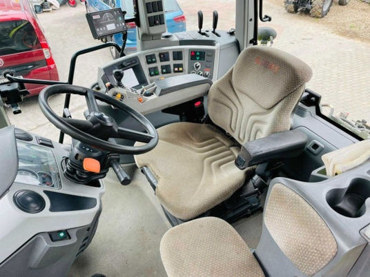 Claas AXION 840 Le Mans, 2009r, nawigacja RTK 240KM, TUZ, WOM, 850,830 - جرار: صورة 5 Claas AXION 840 Le Mans, 2009r, nawigacja RTK 240KM, TUZ, WOM, 850,830 - جرار: صورة 5