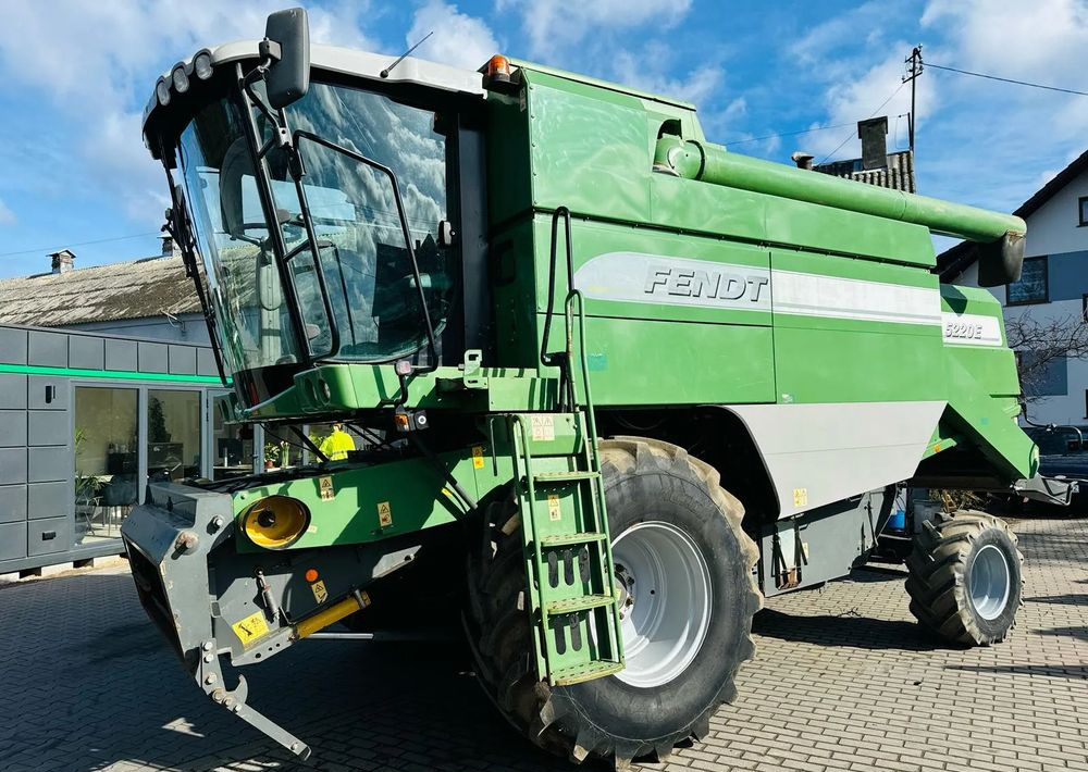 Fendt 5220E - حصادة: صورة 4 Fendt 5220E - حصادة: صورة 4