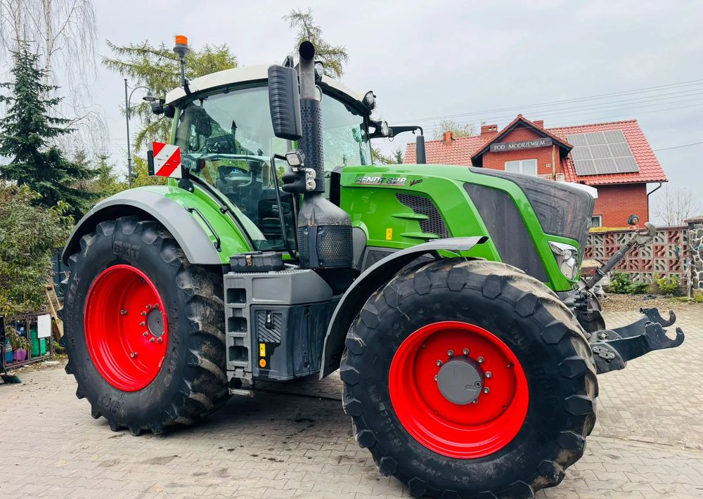 Fendt 828 Vario Profi - جرار: صورة 4 Fendt 828 Vario Profi - جرار: صورة 4