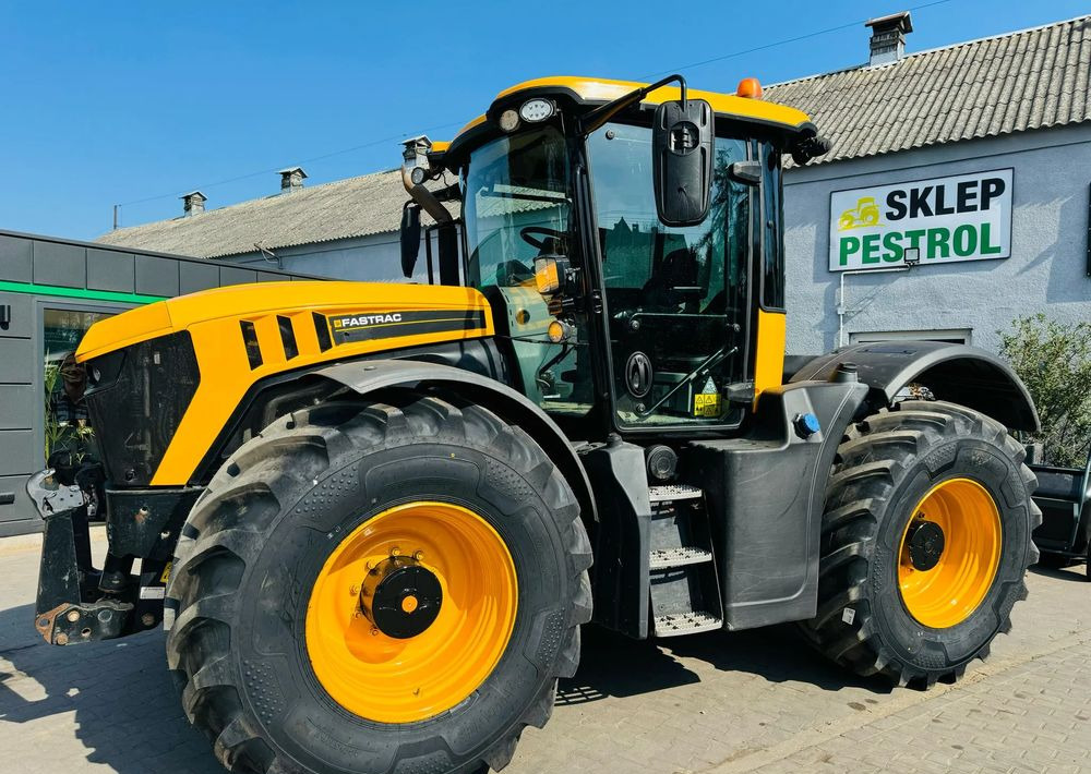 JCB Fastrac 4220 - جرار: صورة 1 JCB Fastrac 4220 - جرار: صورة 1