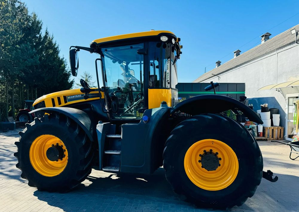 JCB Fastrac 4220 - جرار: صورة 2 JCB Fastrac 4220 - جرار: صورة 2