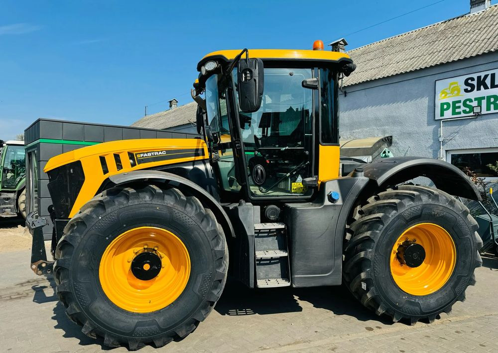 JCB Fastrac 4220 - جرار: صورة 4 JCB Fastrac 4220 - جرار: صورة 4