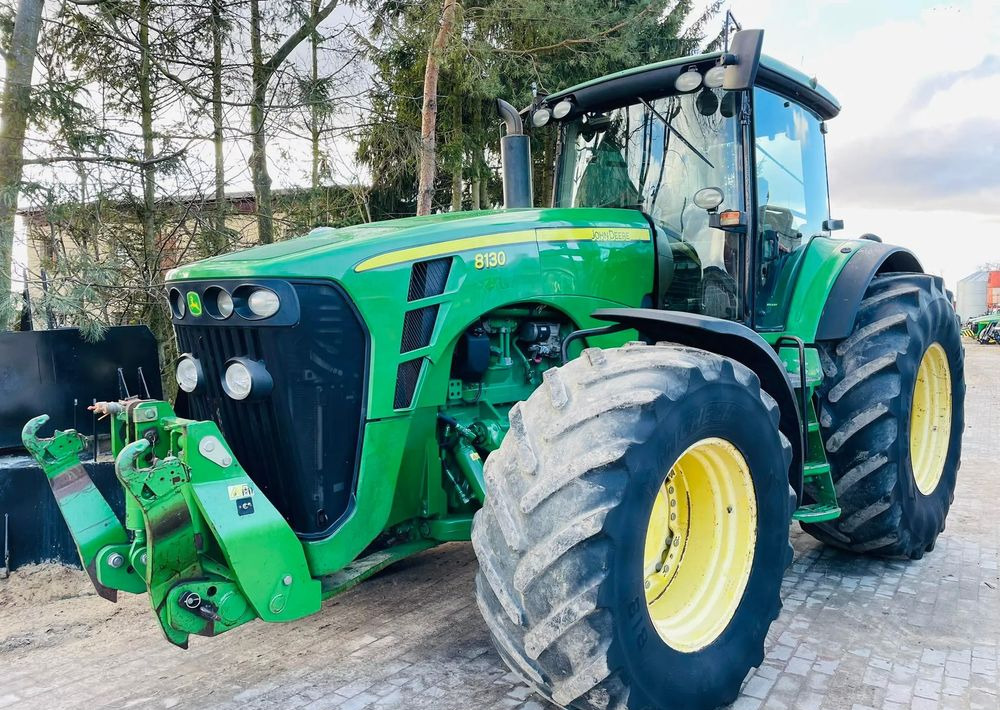John Deere 8130 - جرار: صورة 2 John Deere 8130 - جرار: صورة 2