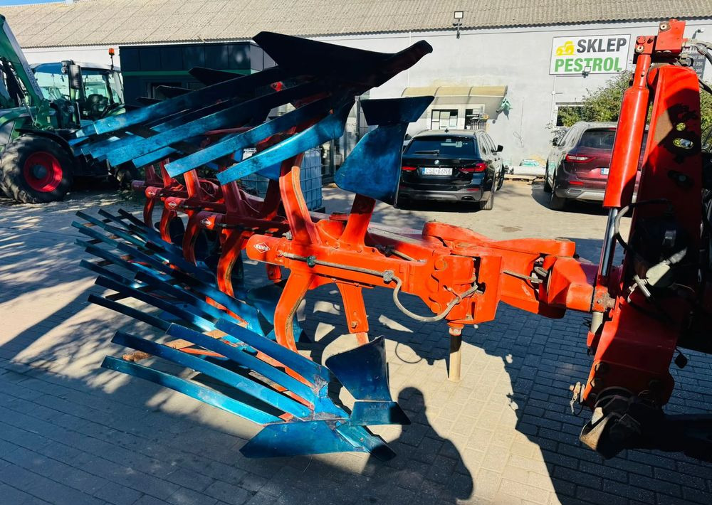 Kuhn Vari Manager 151 - محراث: صورة 2 Kuhn Vari Manager 151 - محراث: صورة 2