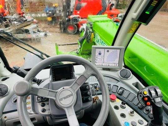 Merlo TF 42.7 156 - آلة رفع ونقل تلسكوبية: صورة 5 Merlo TF 42.7 156 - آلة رفع ونقل تلسكوبية: صورة 5