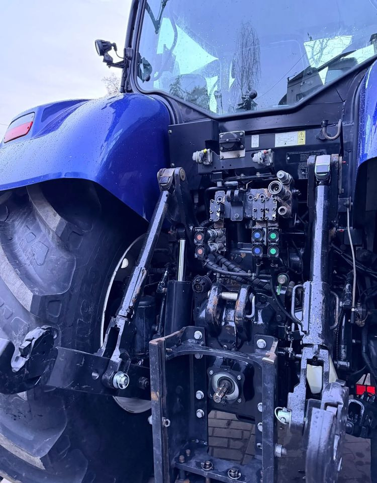 جرار New Holland T7.230 Blue Power Autocommand: صورة 12 جرار New Holland T7.230 Blue Power Autocommand: صورة 12