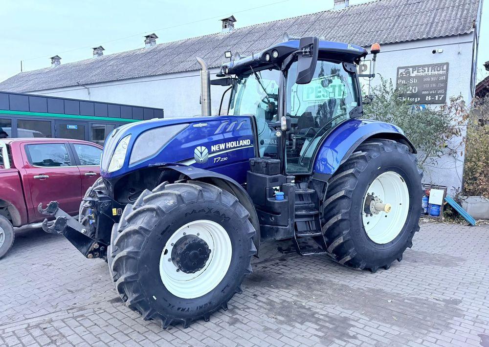 جرار New Holland T7.230 Blue Power Autocommand: صورة 8 جرار New Holland T7.230 Blue Power Autocommand: صورة 8