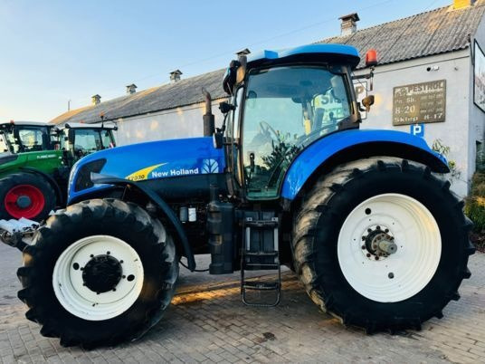 New Holland T7030 - جرار: صورة 5 New Holland T7030 - جرار: صورة 5