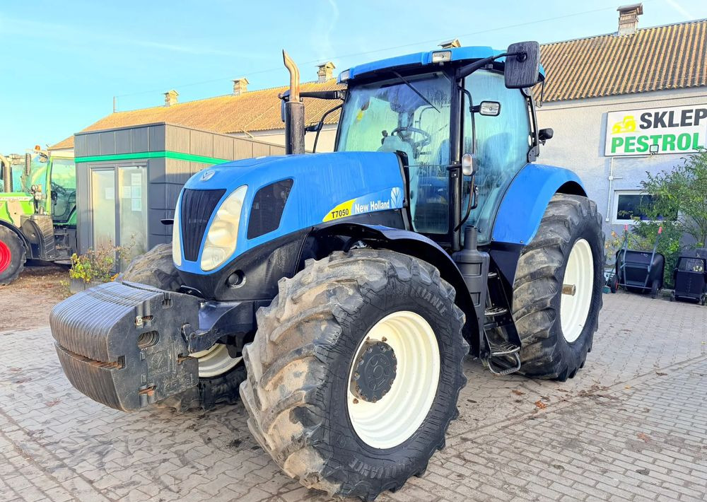 New Holland T7050 - جرار: صورة 3 New Holland T7050 - جرار: صورة 3
