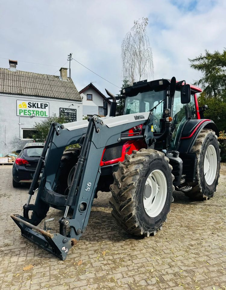 Valtra N123 HiTech - جرار: صورة 2 Valtra N123 HiTech - جرار: صورة 2
