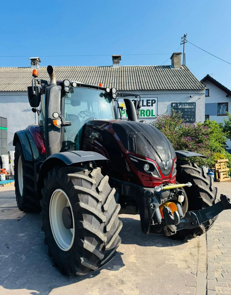 Valtra T174 Versu - جرار: صورة 4 Valtra T174 Versu - جرار: صورة 4