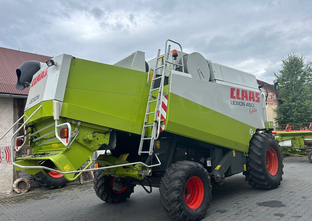 Claas Lexion 450 Evolution - حصادة: صورة 5 Claas Lexion 450 Evolution - حصادة: صورة 5