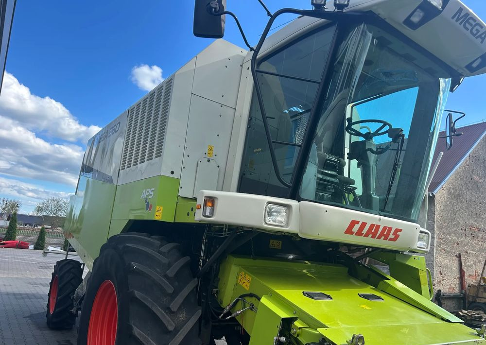 Claas Mega 360 - حصادة: صورة 5 Claas Mega 360 - حصادة: صورة 5