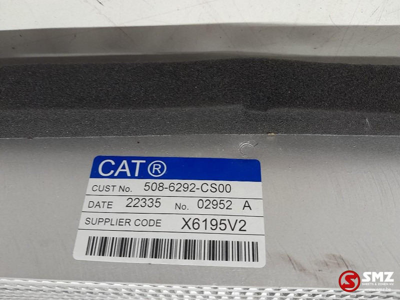 مبرد هواء الشحن - معدات المناولة للبيع  Caterpillar Intercooler Caterpillar: صورة 7