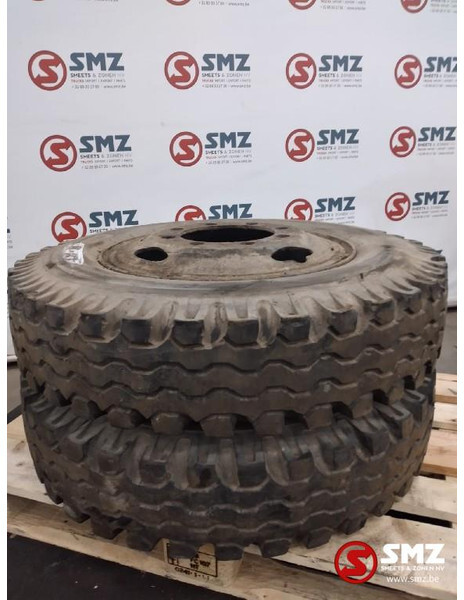 Continental Occ vrachtwagenband Continental 8.25-20 - إطارات - شاحنة: صورة 1 Continental Occ vrachtwagenband Continental 8.25-20 - إطارات - شاحنة: صورة 1