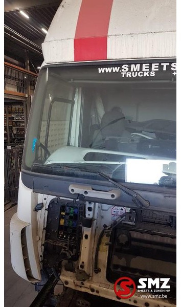 DAF Occ Cabine DAF CF euro 5 spacecab - الكابينة والداخلية - شاحنة: صورة 5 DAF Occ Cabine DAF CF euro 5 spacecab - الكابينة والداخلية - شاحنة: صورة 5