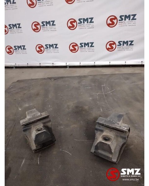 DAF Occ Motorsteunen voorzijde DAF XF106 - كرسي مكينة - شاحنة: صورة 1 DAF Occ Motorsteunen voorzijde DAF XF106 - كرسي مكينة - شاحنة: صورة 1