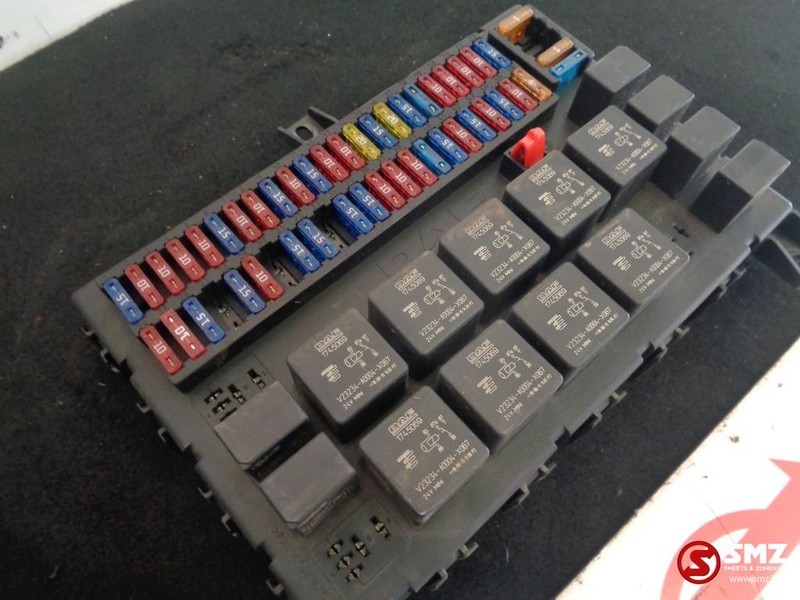 DAF Occ Zekeringskast daf 1795419 - مصهر - شاحنة: صورة 2 DAF Occ Zekeringskast daf 1795419 - مصهر - شاحنة: صورة 2