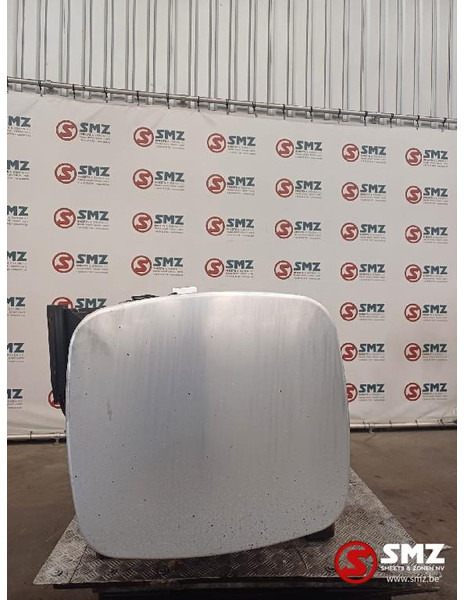 DAF Occ brandstoftank met steunen 750L DAF - خزان الوقود - شاحنة: صورة 3 DAF Occ brandstoftank met steunen 750L DAF - خزان الوقود - شاحنة: صورة 3