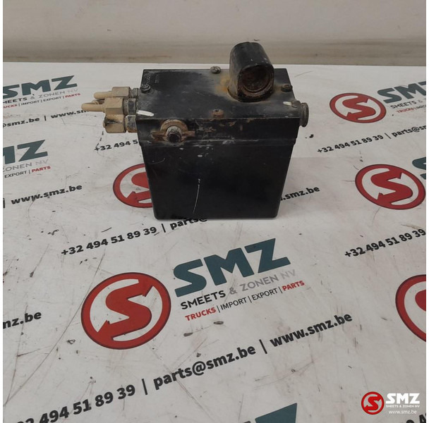 DAF Occ cabinekantelpomp DAF - إطار هيكلي/ إطار معدني - شاحنة: صورة 1 DAF Occ cabinekantelpomp DAF - إطار هيكلي/ إطار معدني - شاحنة: صورة 1