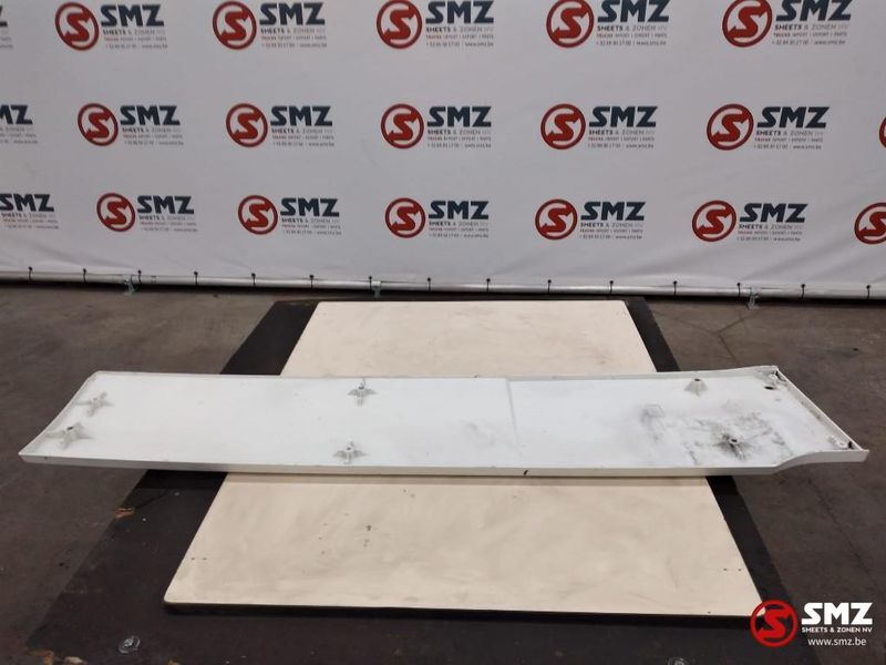 DAF Occ cabinespoiler links DAF XF 105 1740449 - الإيروديناميكية/ الجناح الخلفي - شاحنة: صورة 2 DAF Occ cabinespoiler links DAF XF 105 1740449 - الإيروديناميكية/ الجناح الخلفي - شاحنة: صورة 2