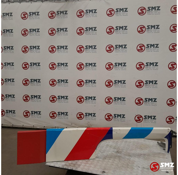 DAF Occ cabinespoiler rechts DAF - الإيروديناميكية/ الجناح الخلفي - شاحنة: صورة 1 DAF Occ cabinespoiler rechts DAF - الإيروديناميكية/ الجناح الخلفي - شاحنة: صورة 1