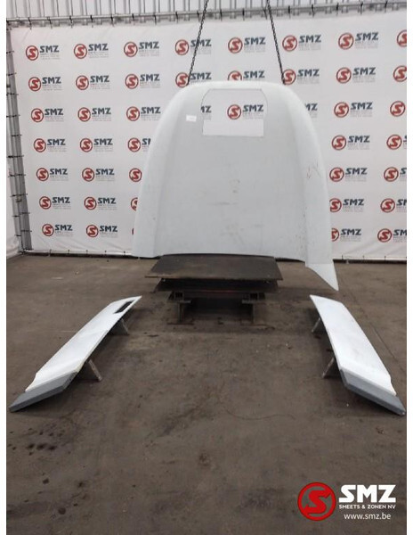 DAF Occ cabinespoilerset DAF XF105 1698098 1740449 174 - الإيروديناميكية/ الجناح الخلفي - شاحنة: صورة 1 DAF Occ cabinespoilerset DAF XF105 1698098 1740449 174 - الإيروديناميكية/ الجناح الخلفي - شاحنة: صورة 1