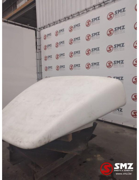 DAF Occ dakspoiler DAF CF L2H1 Euro6 1375374 - الإيروديناميكية/ الجناح الخلفي - شاحنة: صورة 1 DAF Occ dakspoiler DAF CF L2H1 Euro6 1375374 - الإيروديناميكية/ الجناح الخلفي - شاحنة: صورة 1