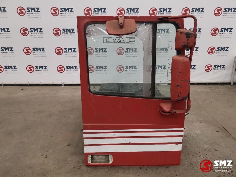 DAF Occ deur rechts daf xf - باب و قطع الغيار - شاحنة: صورة 1 DAF Occ deur rechts daf xf - باب و قطع الغيار - شاحنة: صورة 1