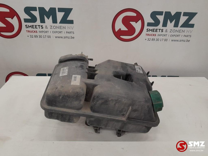 DAF Occ koelvloeistofreservoir DAF - نظام التبريد - شاحنة: صورة 3 DAF Occ koelvloeistofreservoir DAF - نظام التبريد - شاحنة: صورة 3