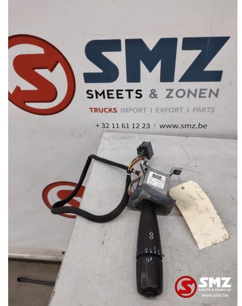 DAF Occ stuurkolomschakelaar DAF - مفتاح عمود التوجيه - شاحنة: صورة 1 DAF Occ stuurkolomschakelaar DAF - مفتاح عمود التوجيه - شاحنة: صورة 1