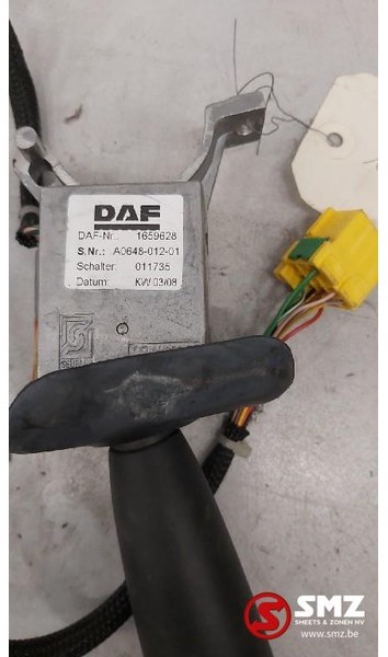 DAF Occ stuurkolomschakelaar (cruise control,retarder) - مفتاح عمود التوجيه - شاحنة: صورة 3 DAF Occ stuurkolomschakelaar (cruise control,retarder) - مفتاح عمود التوجيه - شاحنة: صورة 3