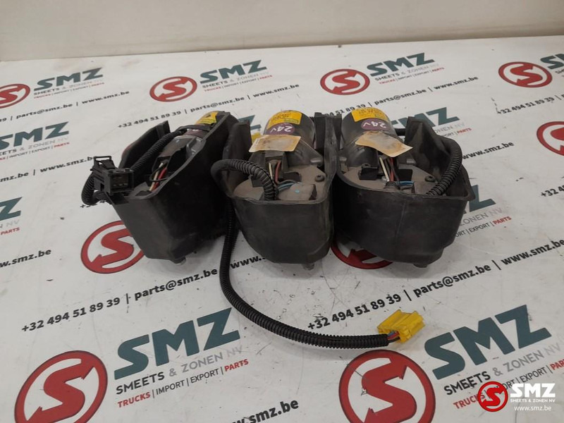 DAF Set van 3 ruitenwissermotors DAF - مساحة الزجاج الأمامي - شاحنة: صورة 5 DAF Set van 3 ruitenwissermotors DAF - مساحة الزجاج الأمامي - شاحنة: صورة 5