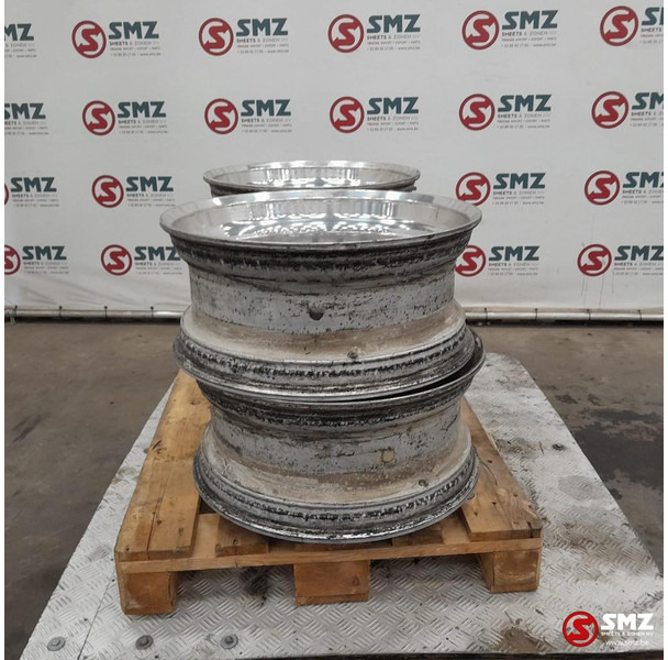 Diversen Occ set van 4 velgen 22.5x9.00 Alcoa - الجنوط - شاحنة: صورة 3 Diversen Occ set van 4 velgen 22.5x9.00 Alcoa - الجنوط - شاحنة: صورة 3