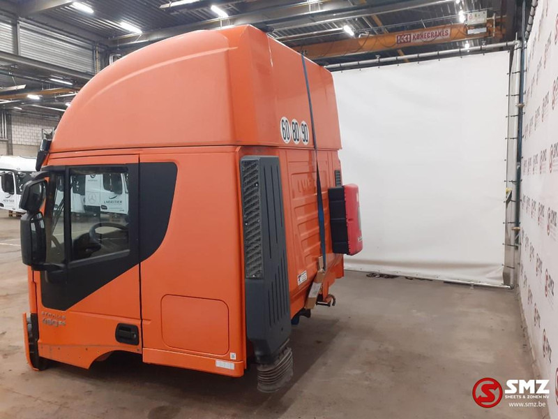 Iveco Occ cabine compleet Iveco Stralis HI Way euro 6 - الكابينة والداخلية - شاحنة: صورة 5 Iveco Occ cabine compleet Iveco Stralis HI Way euro 6 - الكابينة والداخلية - شاحنة: صورة 5