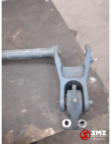 Iveco Occ cabinekantelbeugel Iveco - نظام تعليق الكابينة - شاحنة: صورة 2 Iveco Occ cabinekantelbeugel Iveco - نظام تعليق الكابينة - شاحنة: صورة 2