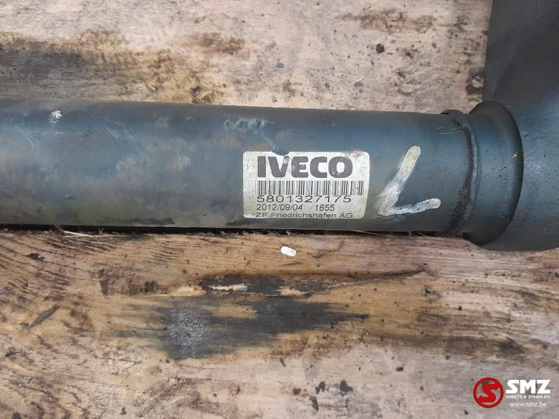 Iveco Occ cabinekantelbeugel Iveco - نظام تعليق الكابينة - شاحنة: صورة 3 Iveco Occ cabinekantelbeugel Iveco - نظام تعليق الكابينة - شاحنة: صورة 3