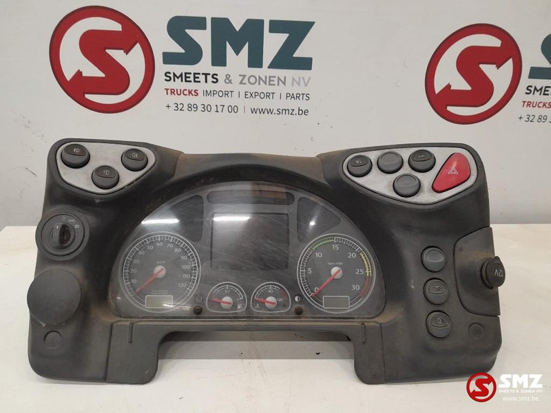 Iveco Occ instrumentenpaneel Iveco - لوحة العدادات - شاحنة: صورة 1 Iveco Occ instrumentenpaneel Iveco - لوحة العدادات - شاحنة: صورة 1