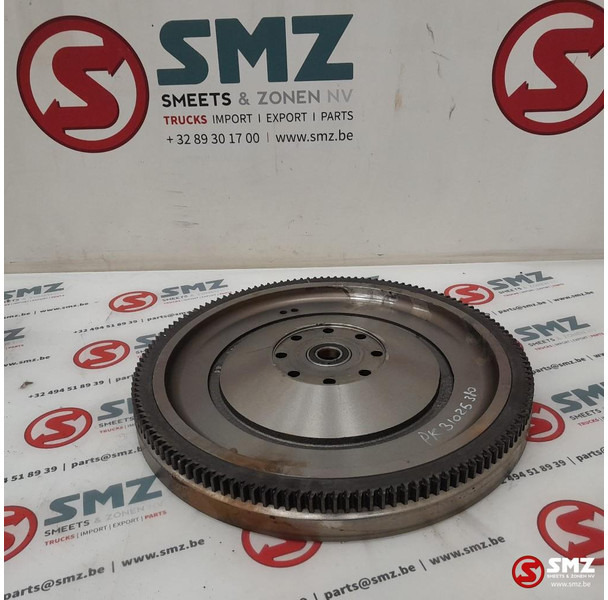 Iveco Occ vliegwiel F4AFE611 Iveco - المحرك و قطع الغيار - شاحنة: صورة 1 Iveco Occ vliegwiel F4AFE611 Iveco - المحرك و قطع الغيار - شاحنة: صورة 1