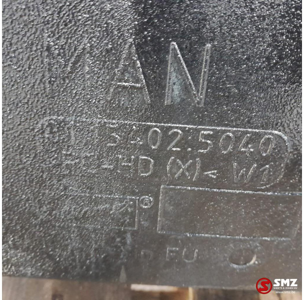 MAN Occ AdBluetank 35L + AdBlueniveausensor MAN - نظام الوقود - شاحنة: صورة 5 MAN Occ AdBluetank 35L + AdBlueniveausensor MAN - نظام الوقود - شاحنة: صورة 5