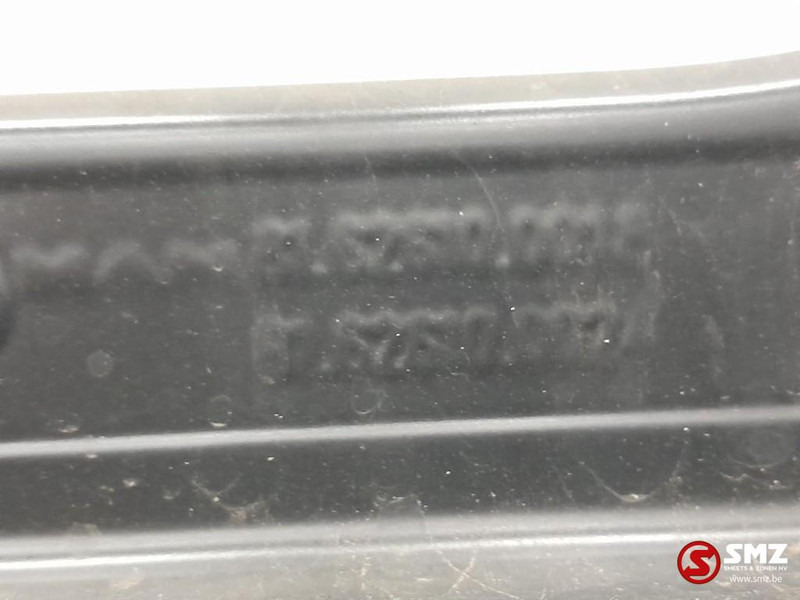 MAN Occ deurverlenging rechts MAN - باب و قطع الغيار - شاحنة: صورة 3 MAN Occ deurverlenging rechts MAN - باب و قطع الغيار - شاحنة: صورة 3